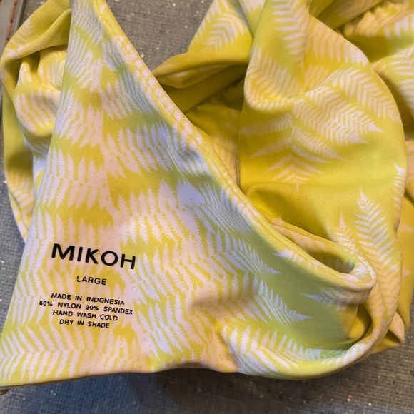 Mikoh Bandeau Bikini‎ Top - Picture 2 of 8